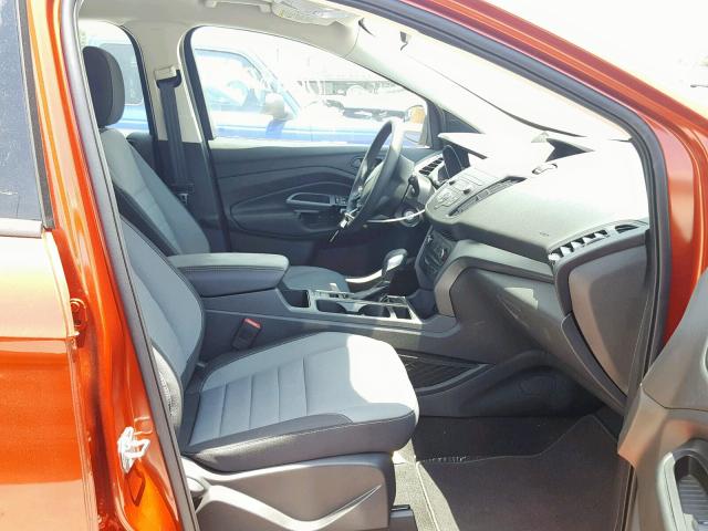 1FMCU0F74KUB21174 - 2019 FORD ESCAPE S ORANGE photo 5