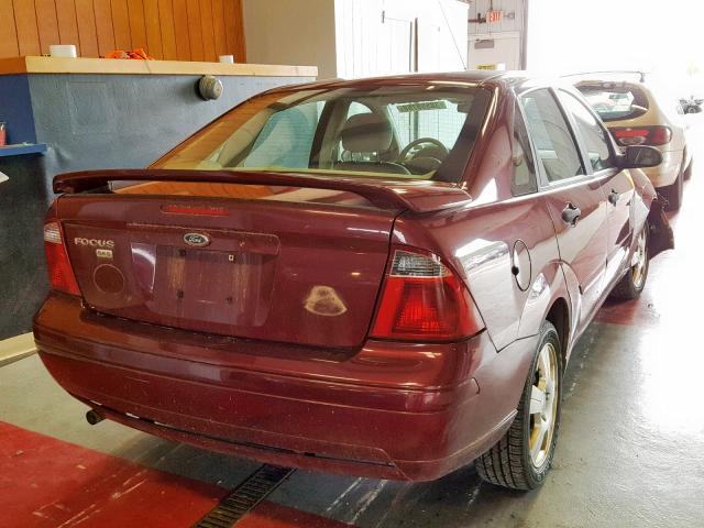 1FAHP34N37W246141 - 2007 FORD FOCUS ZX4 RED photo 4