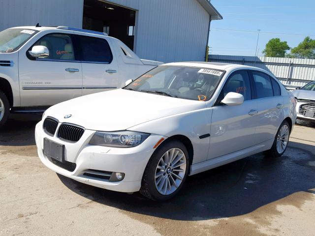 WBAPL5G56BNN22879 - 2011 BMW 335 XI WHITE photo 2