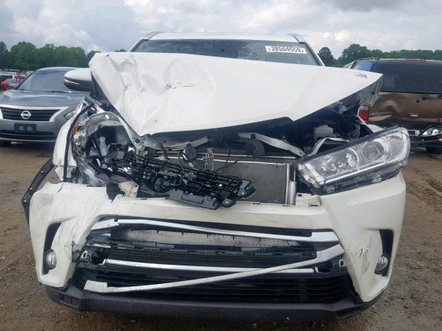 5TDKZRFHXJS547565 - 2018 TOYOTA HIGHLANDER WHITE photo 7