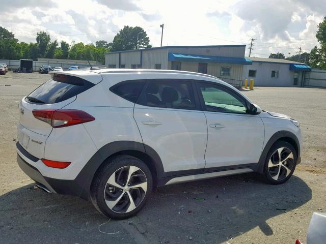 KM8J33A24HU323559 - 2017 HYUNDAI TUCSON LIM WHITE photo 10