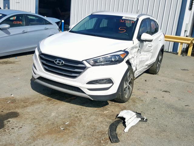 KM8J33A24HU323559 - 2017 HYUNDAI TUCSON LIM WHITE photo 2