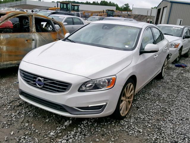 LYV402HK6HB148154 - 2017 VOLVO S60 PREMIE WHITE photo 2