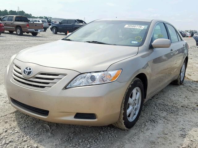 4T1BE46K97U039579 - 2007 TOYOTA CAMRY NEW GOLD photo 2