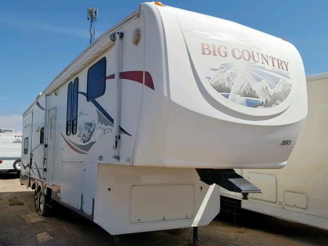 5SFGF34238E009247 - 2008 HEART LAND BIGCOUNTRY WHITE photo 1