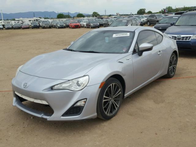 JF1ZNAA12F8701001 - 2015 TOYOTA SCION FR-S SILVER photo 2