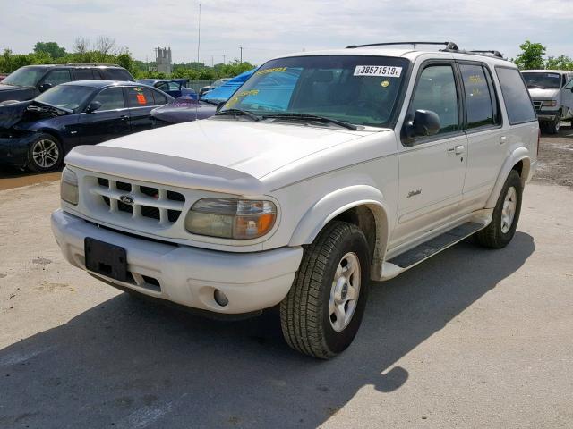 1FMDU75E9YZB56978 - 2000 FORD EXPLORER L WHITE photo 2