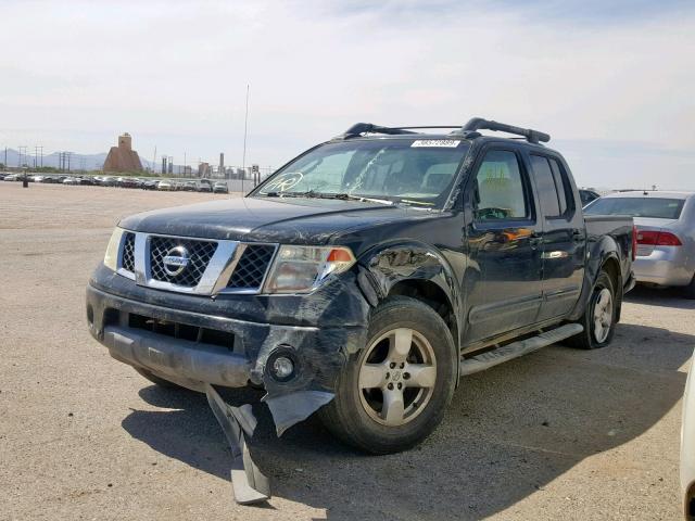 1N6AD07U15C448669 - 2005 NISSAN FRONTIER C BLACK photo 2