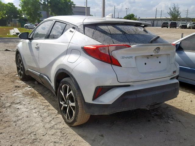 NMTKHMBX4JR015780 - 2018 TOYOTA C-HR XLE WHITE photo 3