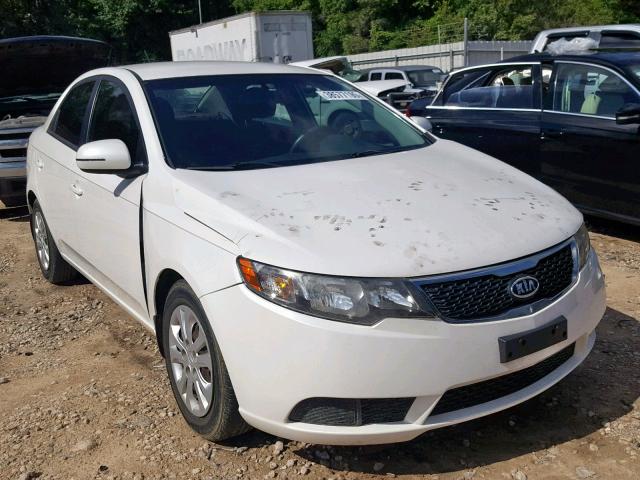 KNAFU4A27B5357135 - 2011 KIA FORTE EX WHITE photo 1