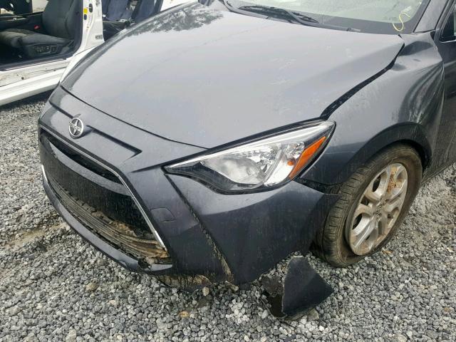 3MYDLBZV4GY143263 - 2016 TOYOTA SCION IA GRAY photo 9