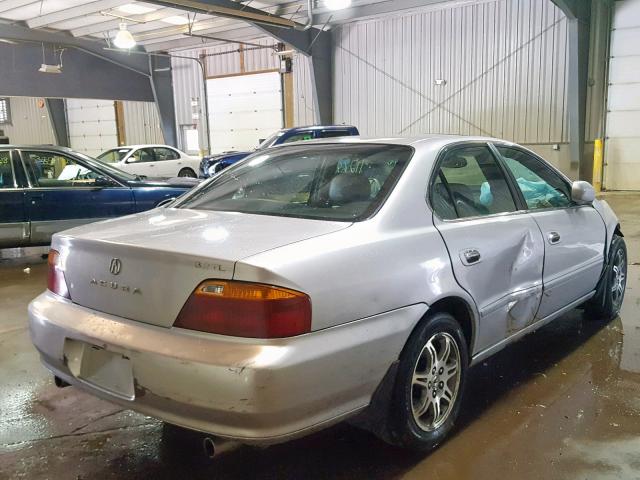 19UUA5643XA036499 - 1999 ACURA 3.2TL SILVER photo 4