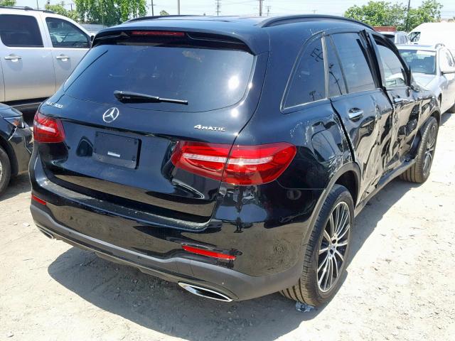 WDC0G4KB0JV113236 - 2018 MERCEDES-BENZ GLC 300 4M BLACK photo 4