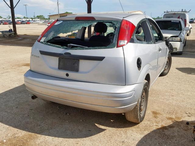 1FAFP31N27W323352 - 2007 FORD FOCUS ZX3 SILVER photo 4