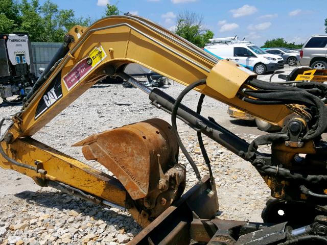 AFW00494 - 2006 CATERPILLAR EXCAVATOR YELLOW photo 9