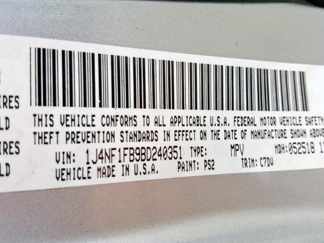 1J4NF1FB9BD240351 - 2011 JEEP COMPASS SP Күміс фото 10