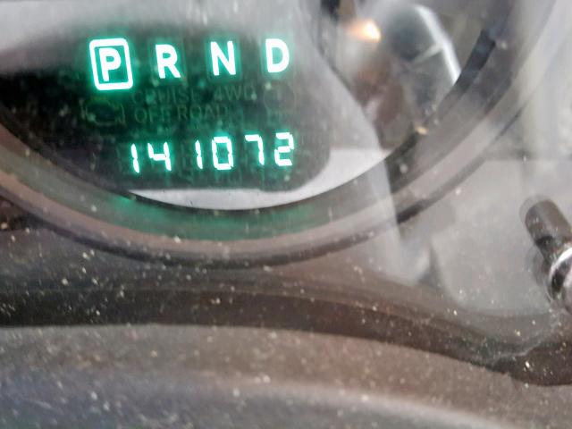 1J4NF1FB9BD240351 - 2011 JEEP COMPASS SP Күміс фото 8