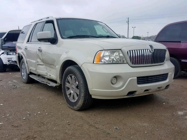 5LMFU28R34LJ39825 - 2004 LINCOLN NAVIGATOR 白色 照片 1