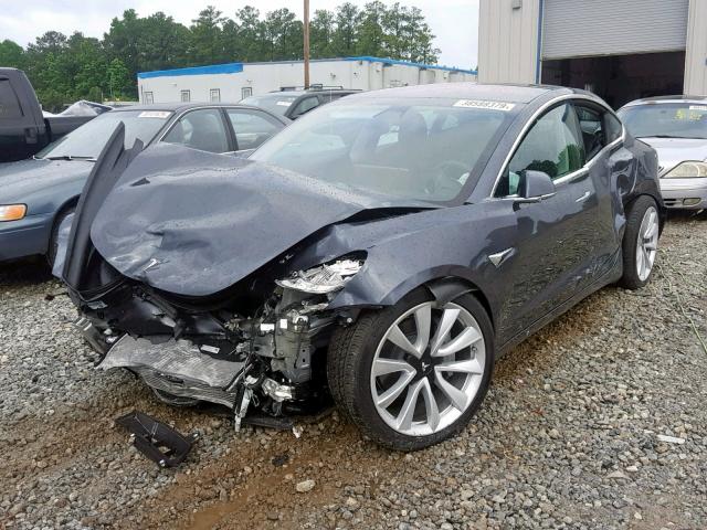 5YJ3E1EB0JF116820 - 2018 TESLA MODEL 3 GRAY photo 2