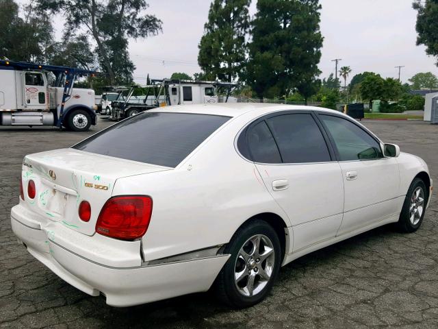 JT8BD69S840196360 - 2004 LEXUS GS 300 WHITE photo 4