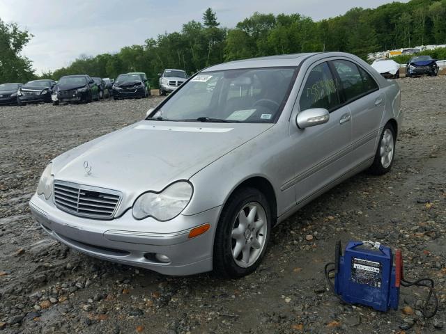 WDBRF84J43F413403 - 2003 MERCEDES-BENZ C 320 4MAT SILVER photo 2