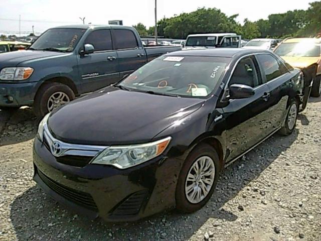 4T1BD1FK3DU093084 - 2013 TOYOTA CAMRY HYBR BLACK photo 2