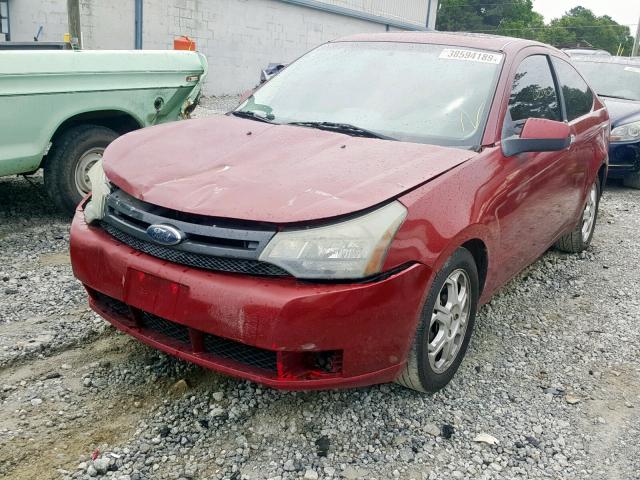 1FAHP33N69W149570 - 2009 FORD FOCUS SES RED photo 2