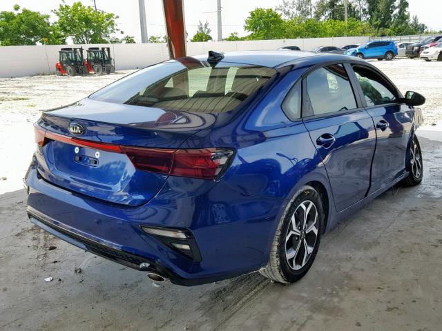 3KPF24ADXKE057832 - 2019 KIA FORTE FE BLUE photo 4