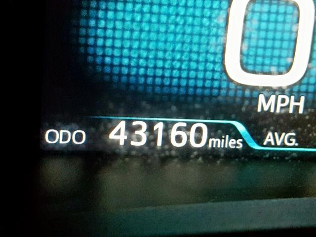 JTDKARFP7H3016687 - 2017 TOYOTA PRIUS PRIM 白色 照片 8