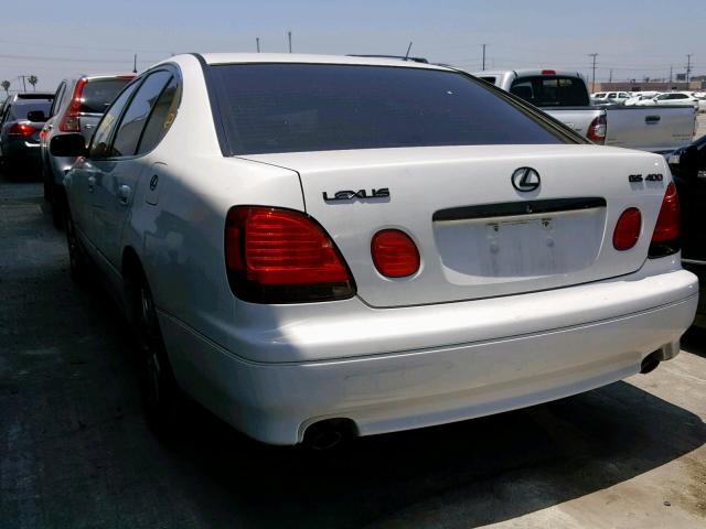 JT8BH68X4W0001584 - 1998 LEXUS GS 400 WHITE photo 3