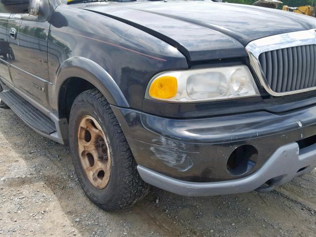 5LMFU28AX1LJ02664 - 2001 LINCOLN NAVIGATOR BLACK photo 9