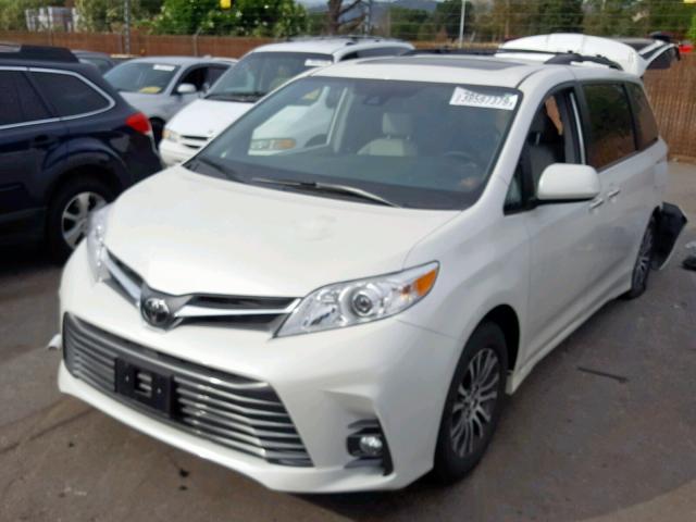 5TDYZ3DC7KS994774 - 2019 TOYOTA SIENNA LIM WHITE photo 2