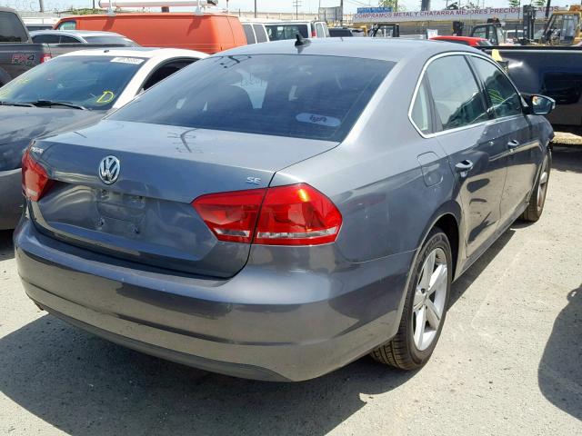 1VWBP7A3XDC148454 - 2013 VOLKSWAGEN PASSAT SE GRAY photo 4