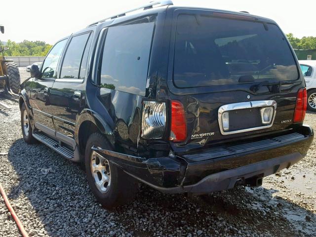 5LMPU28A9XLJ37483 - 1999 LINCOLN NAVIGATOR BLACK photo 3