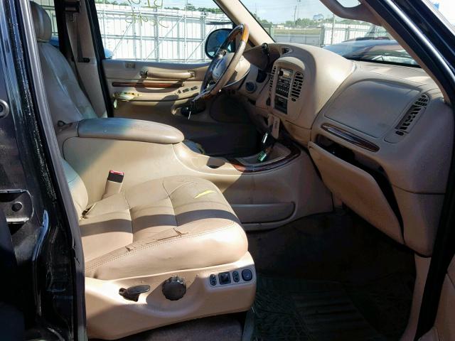 5LMPU28A9XLJ37483 - 1999 LINCOLN NAVIGATOR BLACK photo 5