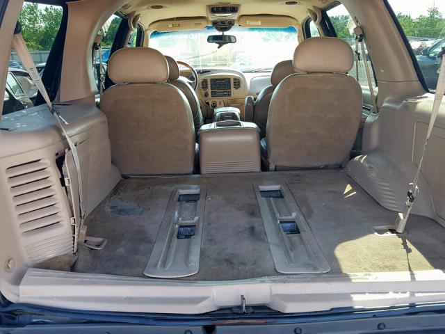5LMPU28A9XLJ37483 - 1999 LINCOLN NAVIGATOR BLACK photo 9