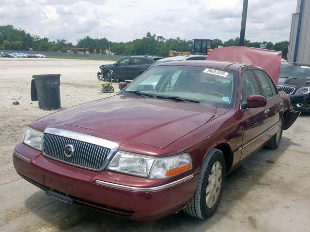 2MEFM75W94X679647 - 2004 MERCURY GRAND MARQ MAROON photo 2