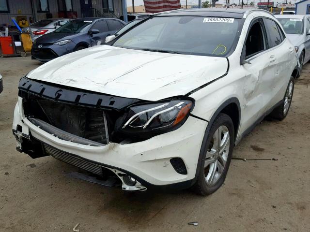 WDCTG4EB9HJ334831 - 2017 MERCEDES-BENZ GLA 250 WHITE photo 2