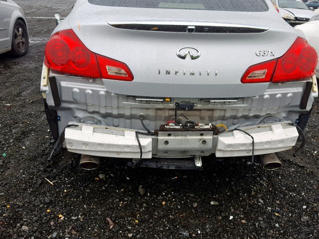 JN1CV6AR2DM750340 - 2013 INFINITI G37 SILVER photo 9