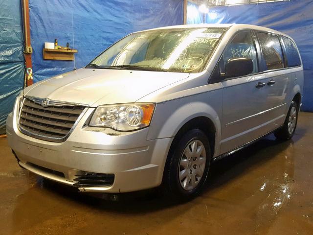 2A8HR44H18R795599 - 2008 CHRYSLER TOWN & COU SILVER photo 2