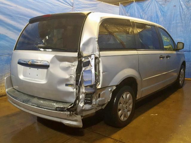 2A8HR44H18R795599 - 2008 CHRYSLER TOWN & COU SILVER photo 4