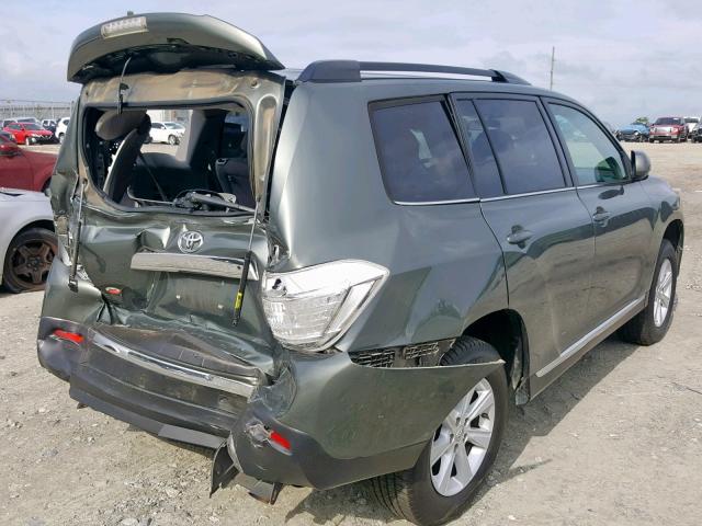 5TDZK3EH1DS133550 - 2013 TOYOTA HIGHLANDER GREEN photo 4