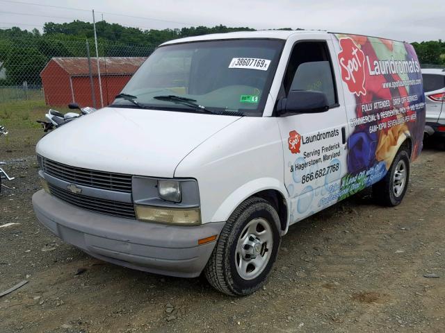 1GCDM19X85B131958 - 2005 CHEVROLET ASTRO WHITE photo 2