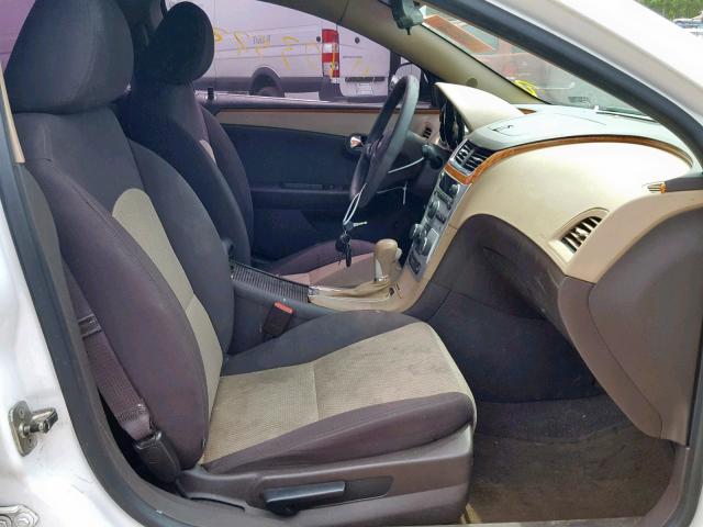 1G1ZC5E15BF363853 - 2011 CHEVROLET MALIBU 1LT WHITE photo 5