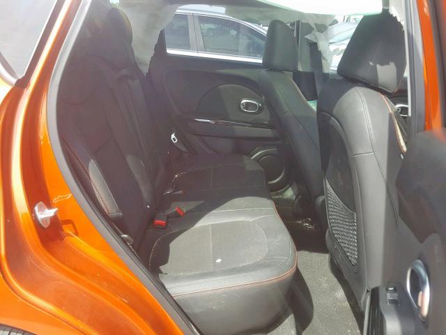 KNDJX3AA0J7589472 - 2018 KIA SOUL ! Narıncı foto 6