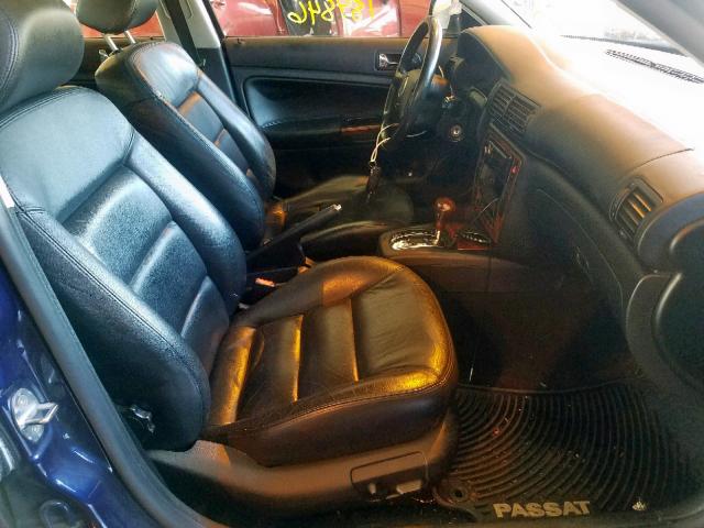 WVWEH63B21E034251 - 2001 VOLKSWAGEN PASSAT GLX 蓝色 照片 5