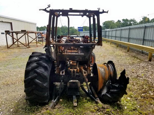 M90010469 - 2000 KUTA TRACTOR ORANGE photo 6