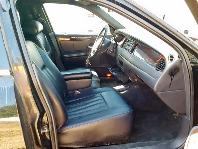 1L1FM81W0XY709665 - 1999 LINCOLN TOWN CAR E BLACK photo 5