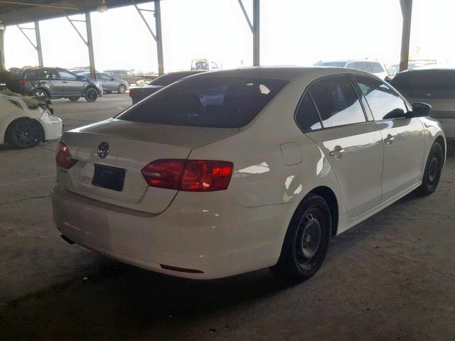 3VW2K7AJ2EM382004 - 2014 VOLKSWAGEN JETTA BASE 白色 照片 4