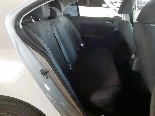 3VW2K7AJ2EM382004 - 2014 VOLKSWAGEN JETTA BASE 白色 照片 6